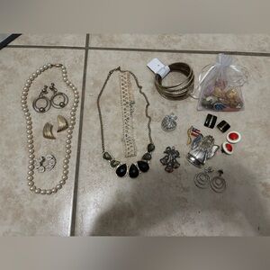 Elegant mystery Black and Gold ,silver jewelry